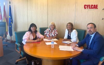 CYLCAE mantiene un encuentro con Leticia García Sánchez, Consejera de Industria, Comercio y Empleo de la Junta de Castilla y León